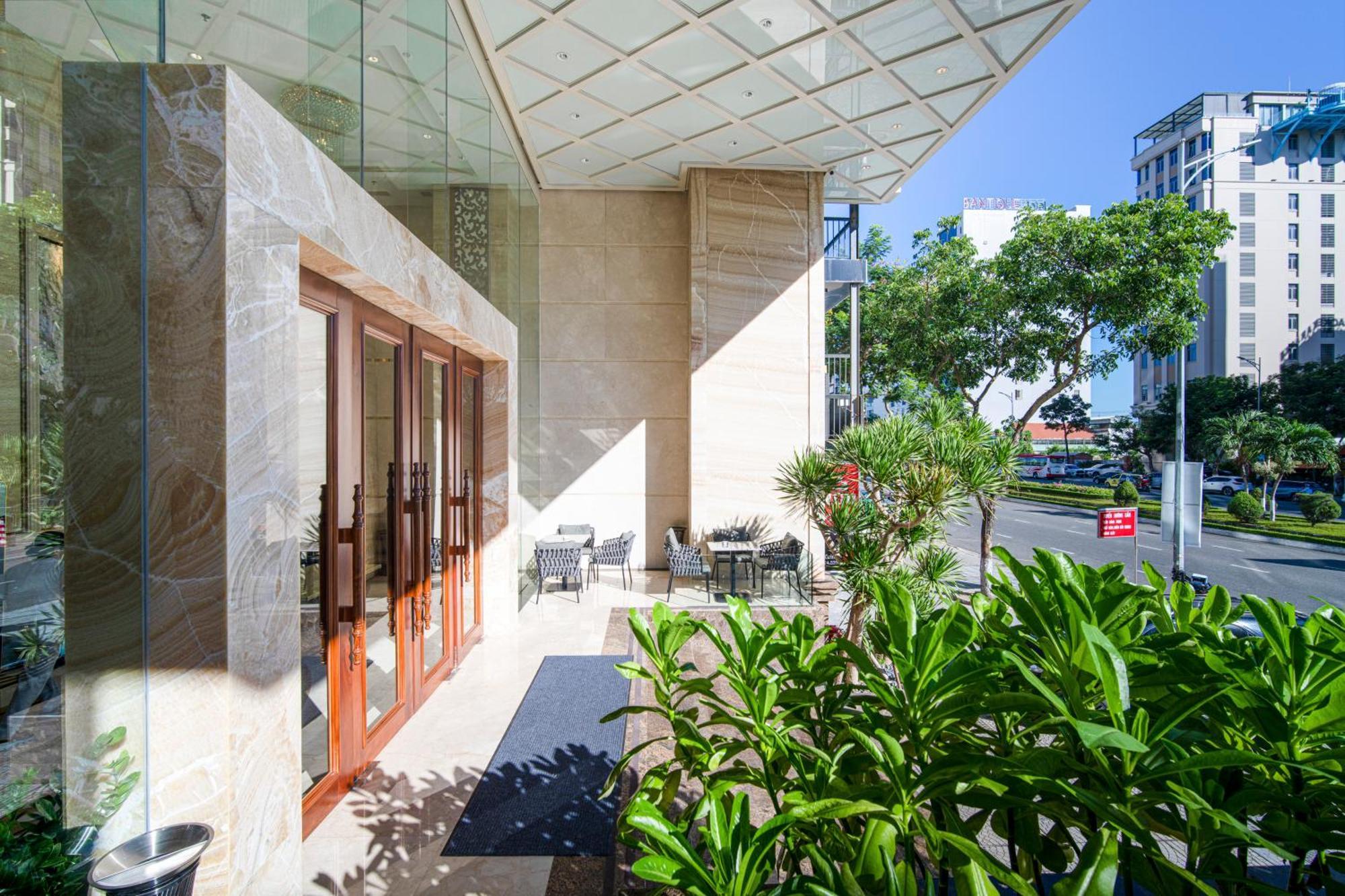 Luxtery Hotel & Spa Đà Nẵng Extérieur photo